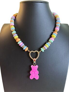 Adorable Betsey Johnson Multi-Colored Pastel Candy Style Pendant Necklace.